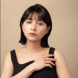 Gold Line Pearl Necklace