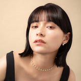 Gold Line Pearl Necklace