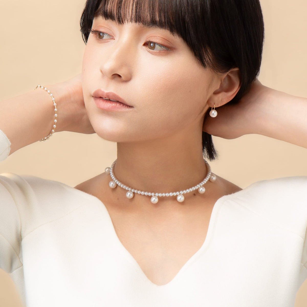 Pearl Dot Freshwater Choker worn with a white top