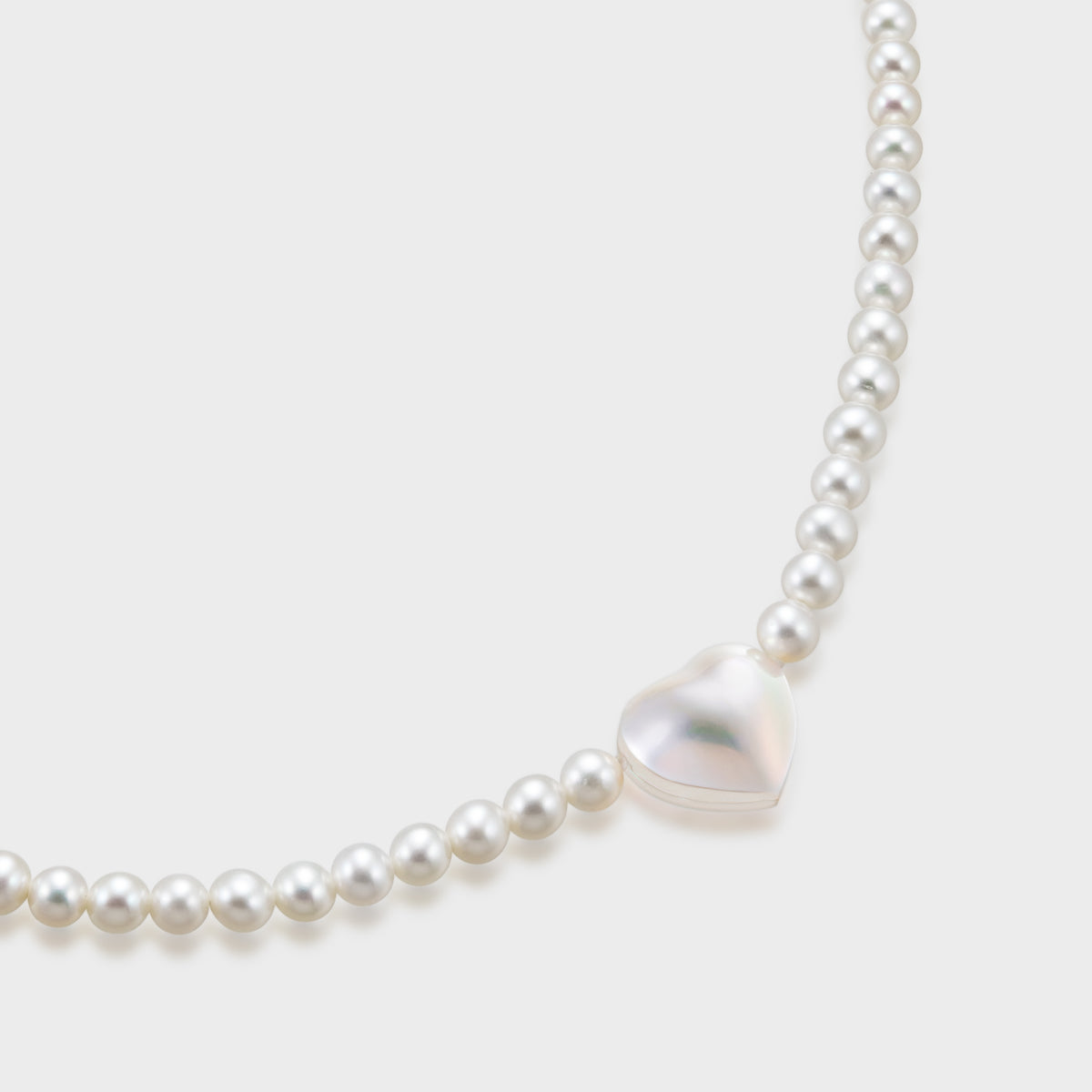 Heart Pearl Necklace, close-up of the Mabe heart pearl
