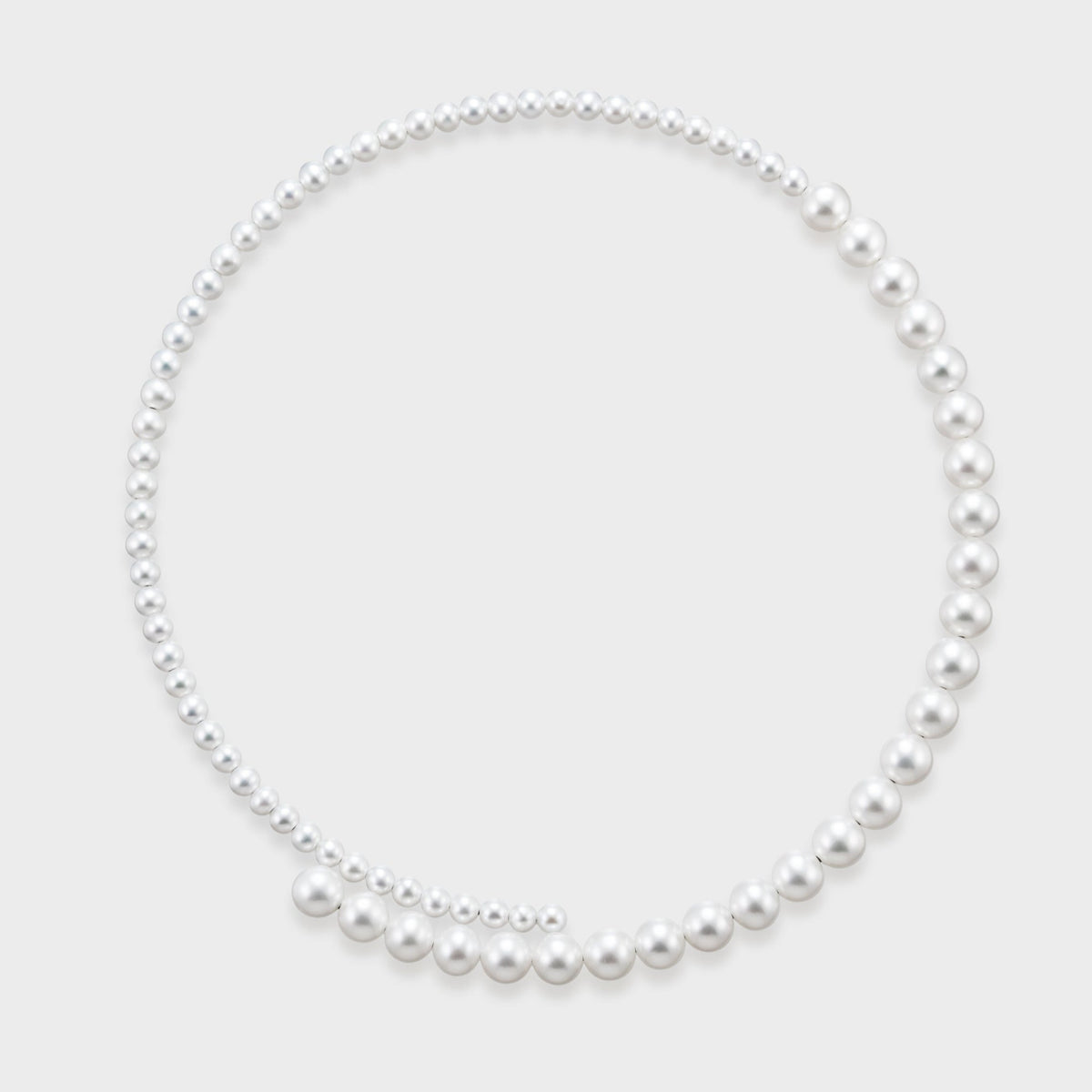 LAILA Pearl Choker: metal-free choker of 4mm and 7mm freshwater pearls
