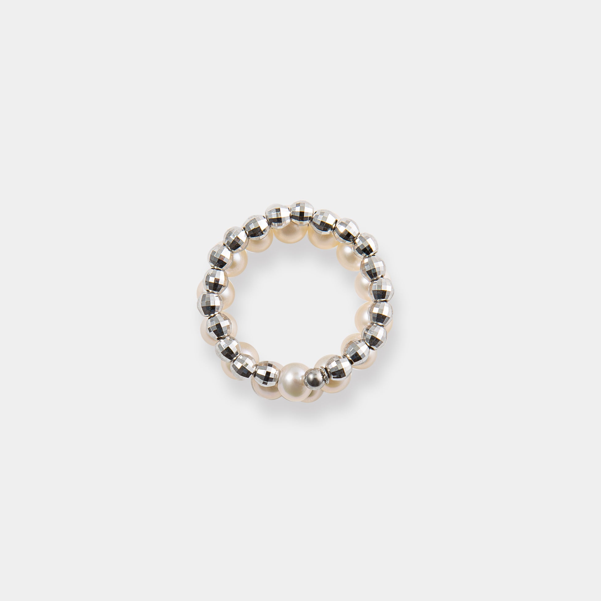 Spiral Pearl x White Gold Ring